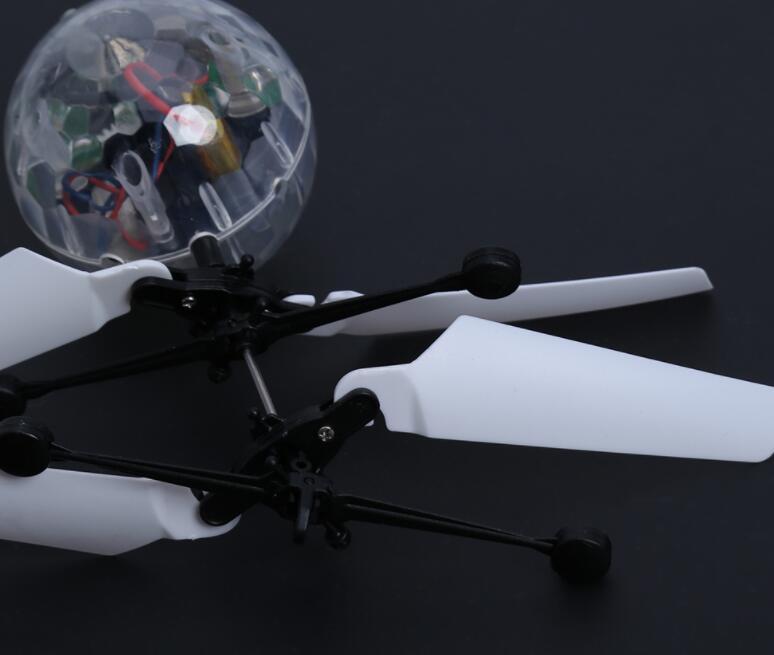 Rechargeable LED Crystal Flying Toy